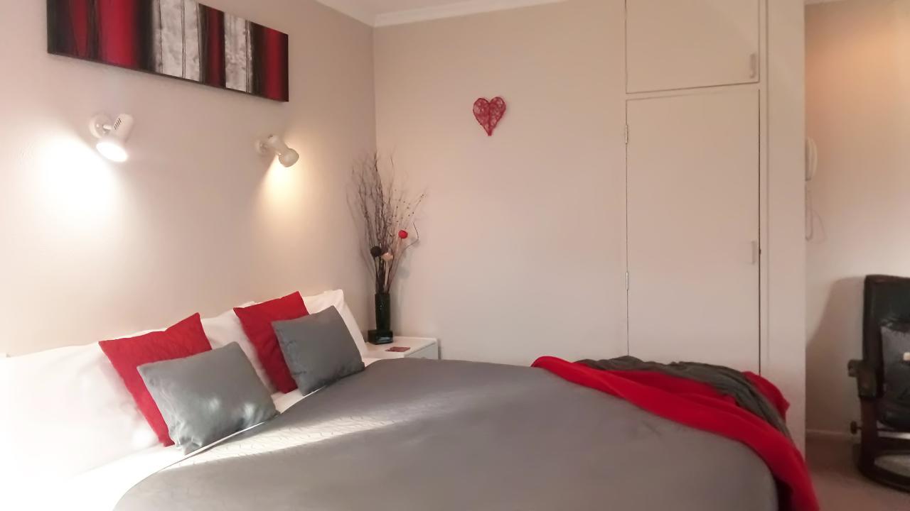 Motel Almond Court Alexandra
