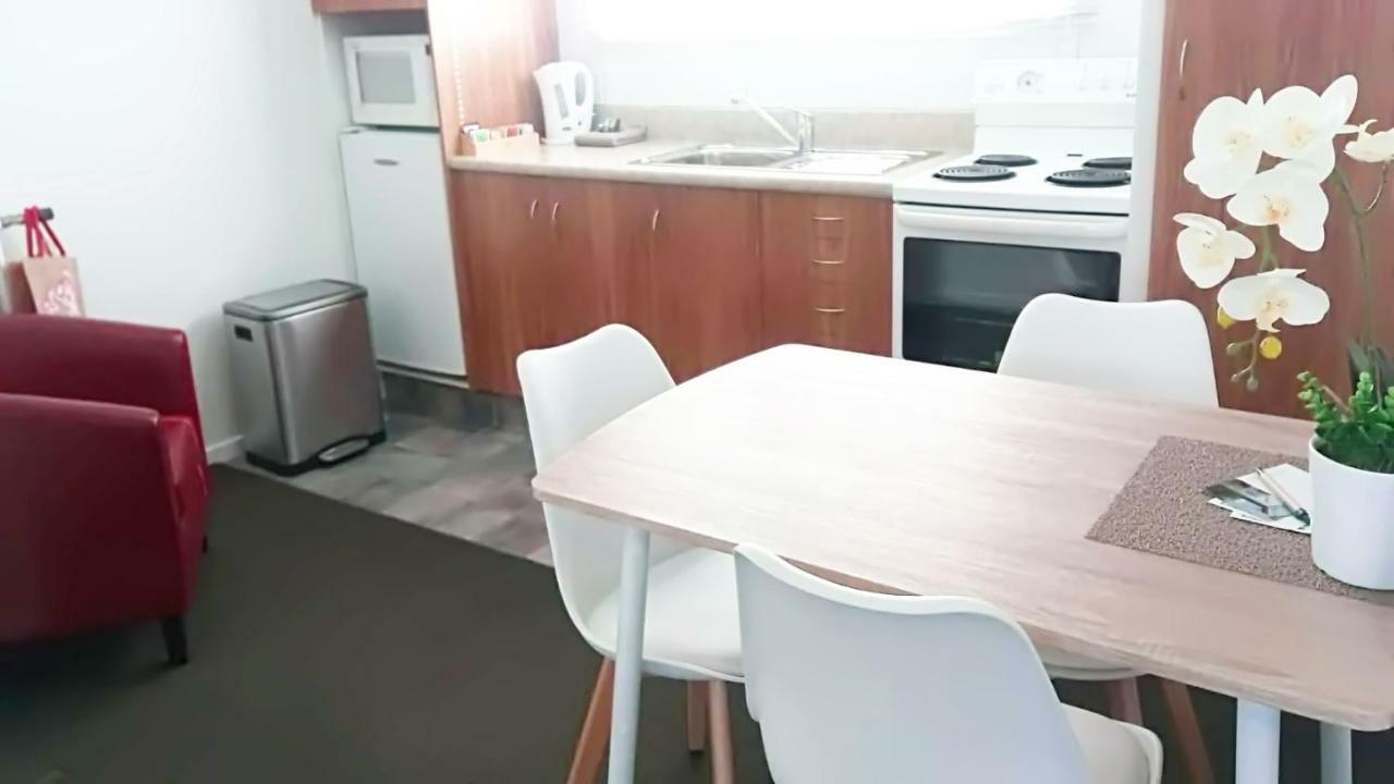 Almond Court 4* Alexandra